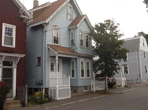2nd image of 22 Lemon St