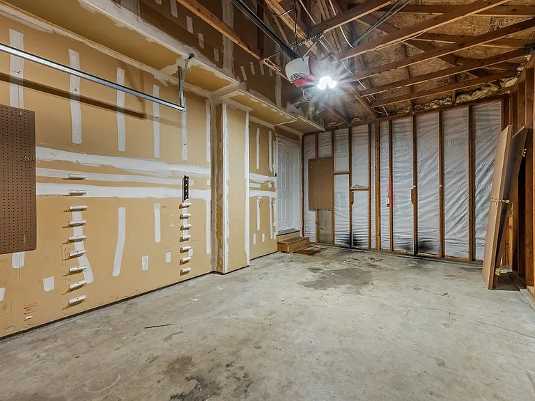 4019 E 2nd Ave — Photo 18