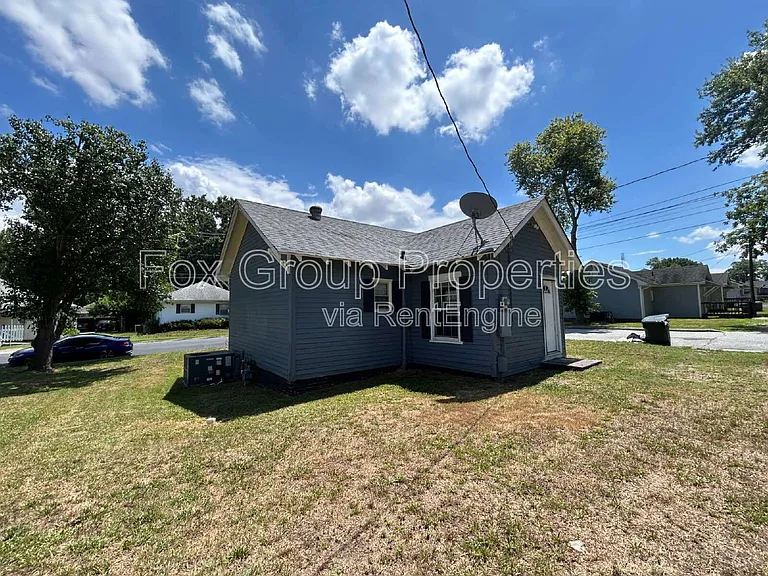 201 N Meriah St — Photo 16