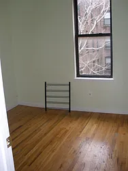 Rented by Elinor Taasa, LREB