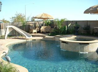 1826 Universal Dr, Stockton, CA