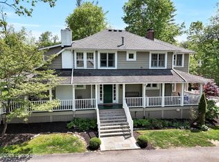 1400 Elm Rd, Anchorage, KY 40223