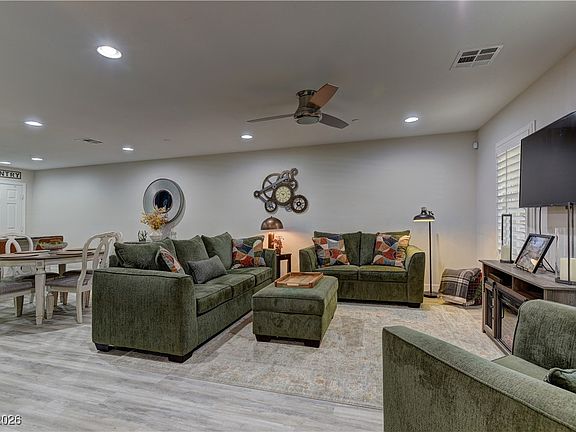 5th image of 3073 Camino Sereno Ave