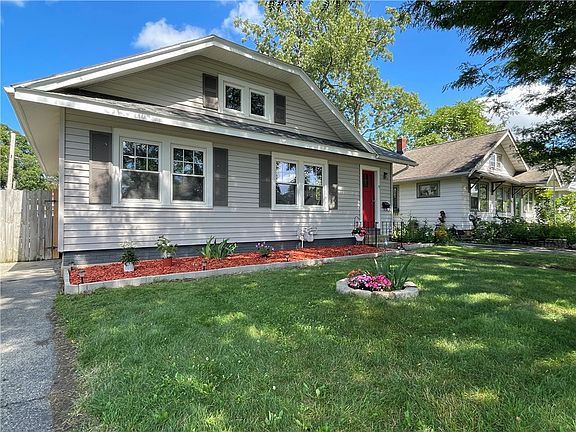 2nd image of 71 Wendhurst Dr