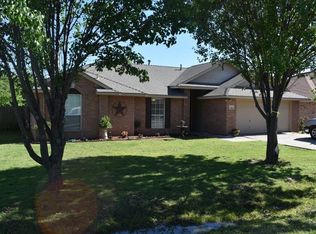 303 Newfield St, Venus, TX 76084