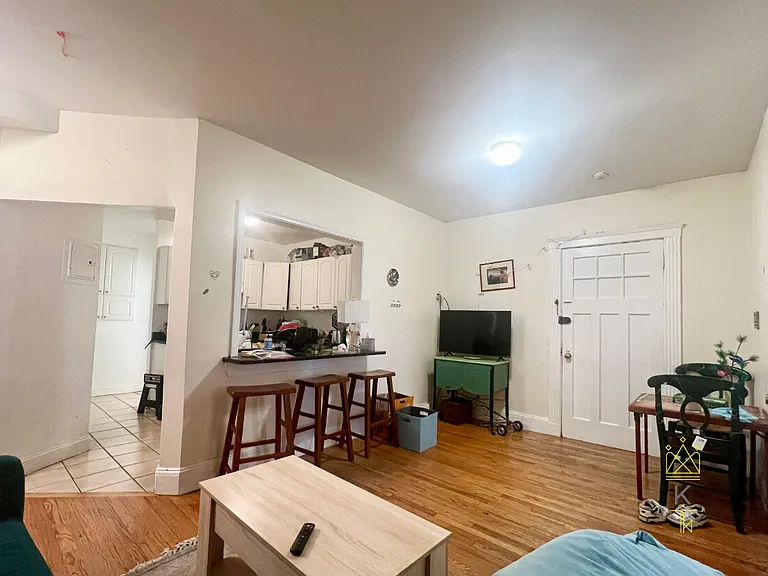 62 Egmont St #1 — Photo 3