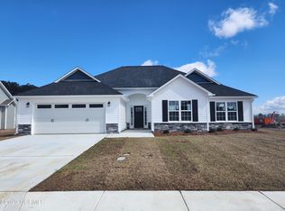 1002 Sailfish St, New Bern, NC 28562