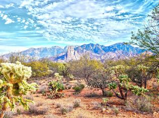 28431 S Foxwood Way, Amado, AZ 85645