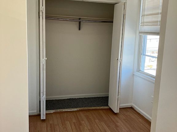 4th image of 70 W 44th St Floor 2