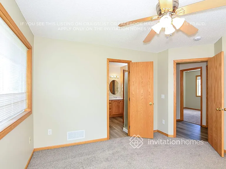 2243 Belfast St W — Photo 11