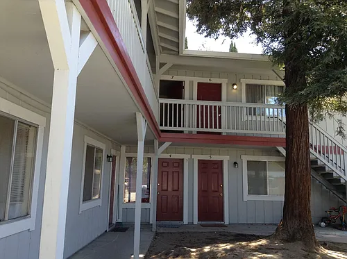 Fifth 117 Photo 1