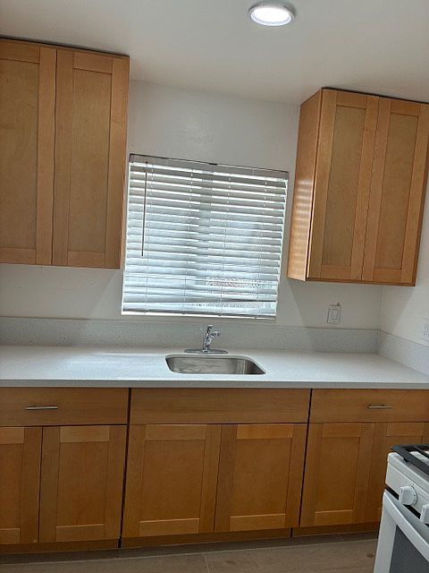 1st image of 4143 44th St #4
