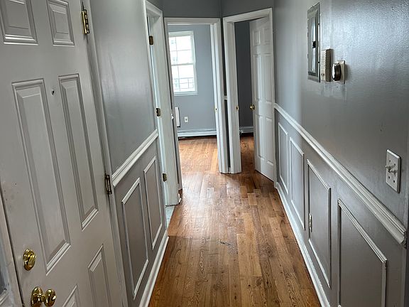 2nd image of 12718 172nd St Floor 3