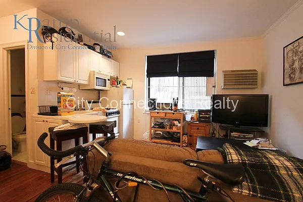 Rented by City Connections Realty | media 43