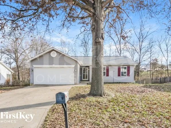 1400 Navaho Trl, Saint Charles, MO 63304