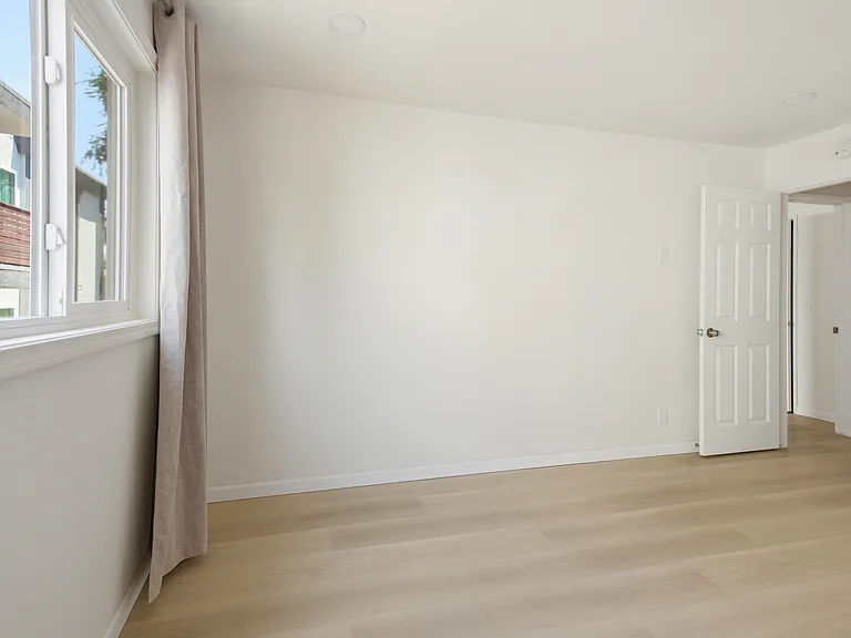3873 College Ave #5 — Photo 14