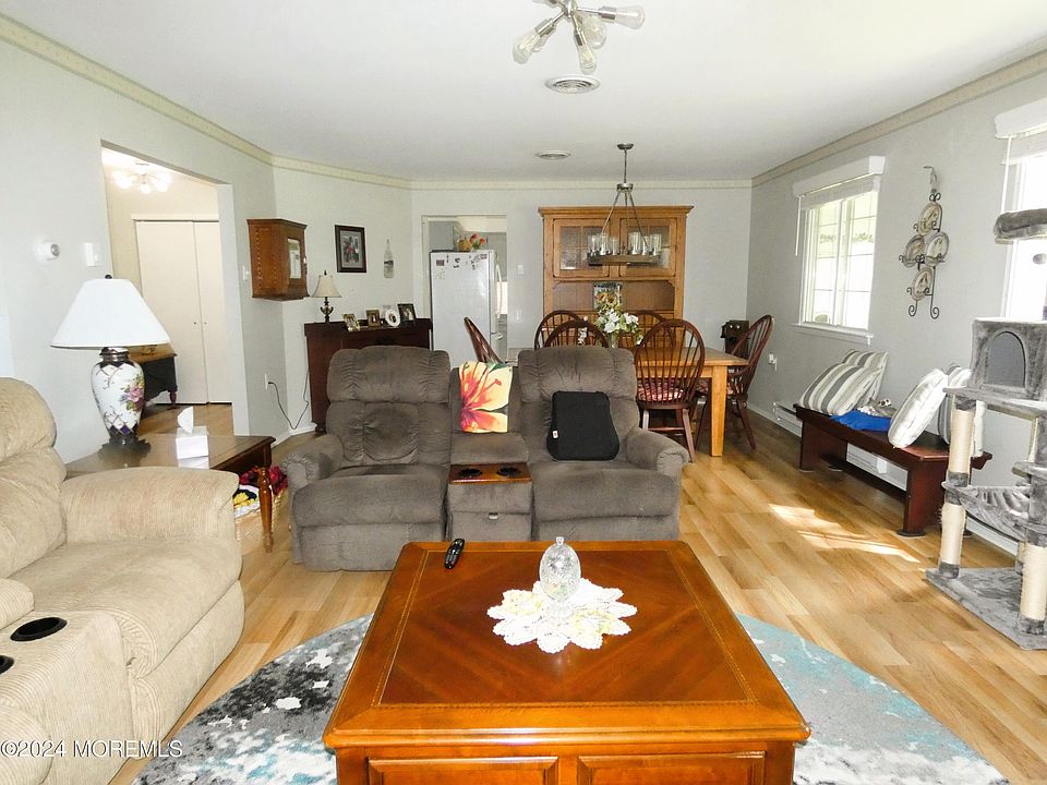 1st image of 3B Elmwood Court #52