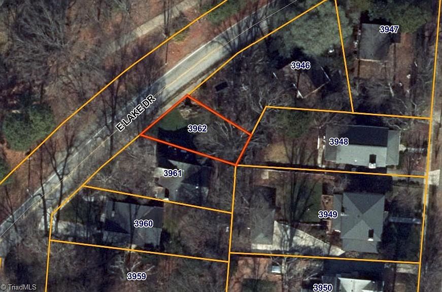 1st image of 706 E Lake Dr