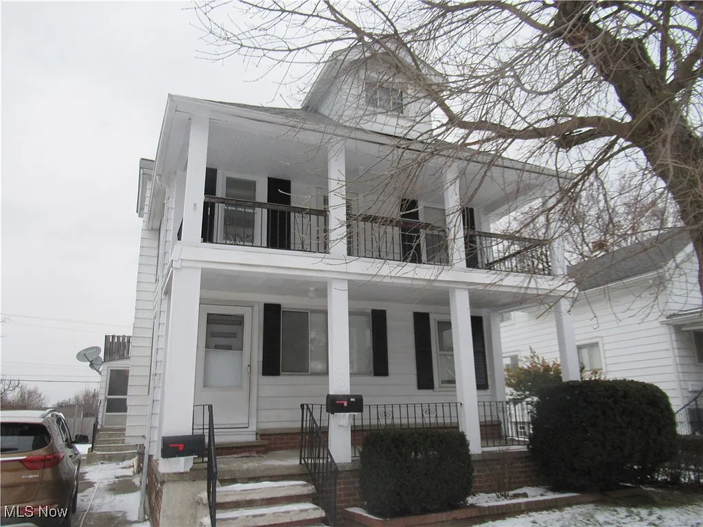 2506 Fortune Ave photo 1