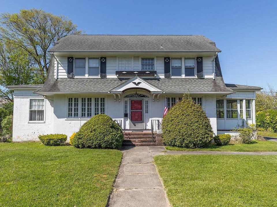 1st image of 340 Lincoln Ave