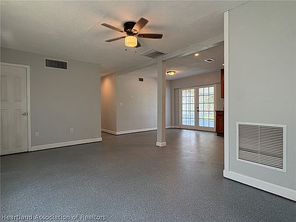 5th image of 1817 Sandra Blvd