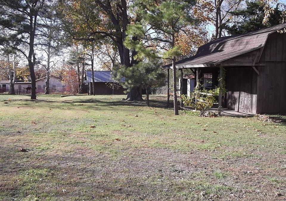 2nd image of 2635 N Eagle Ln