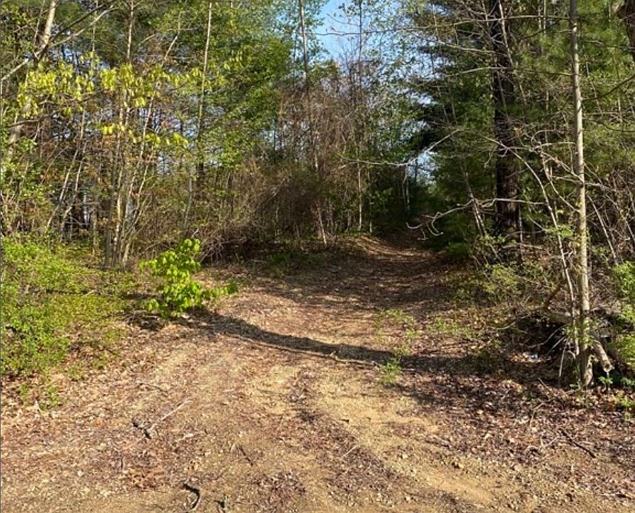 2nd image of 75 Town Farm Rd