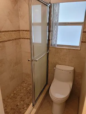 106 E Commercial Blvd — Photo 1