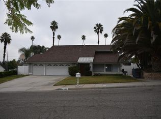6196 Bluffwood Dr, Riverside, CA 92506