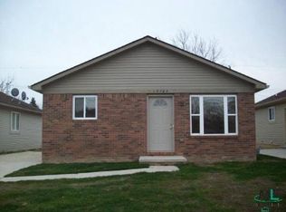 19784-14 Mile, Roseville, MI 48066