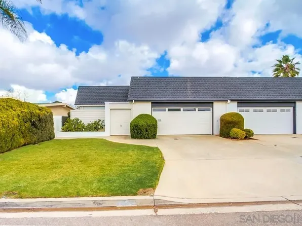 1714 San Pablo Dr, San Marcos, CA 92078