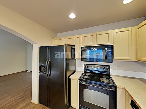 5th image of 7322 178th St E