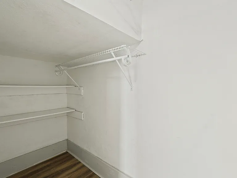 902 E Bolton St #A — Photo 41