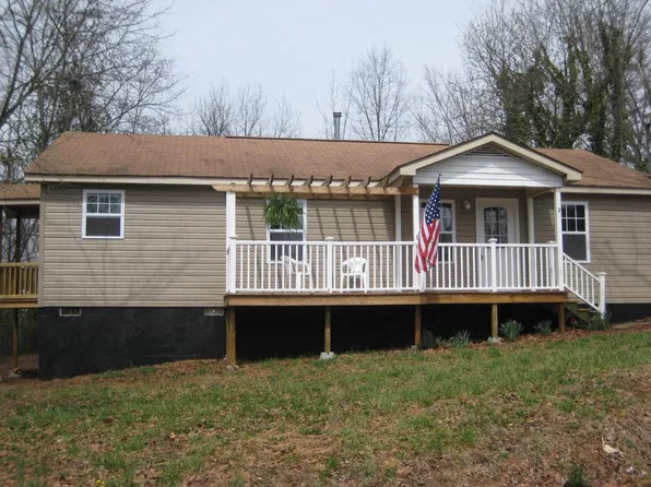 8 Padgett St, Seneca, SC 29678