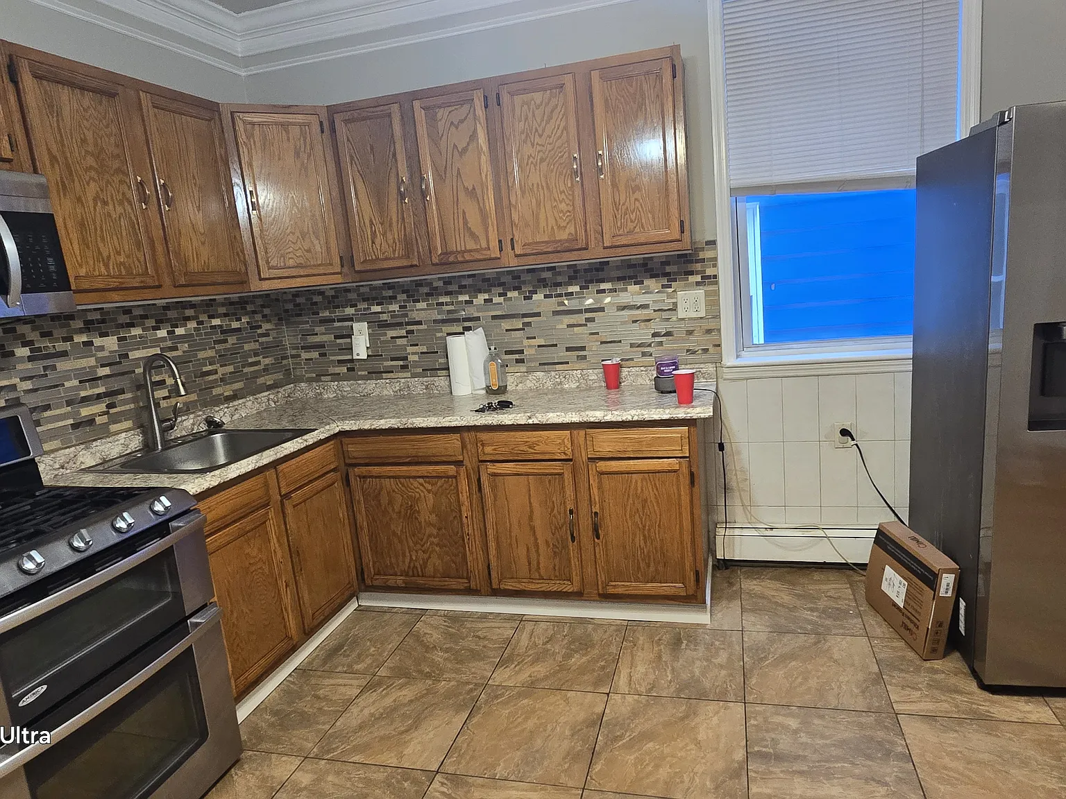 1429 Franklin St — Photo 4