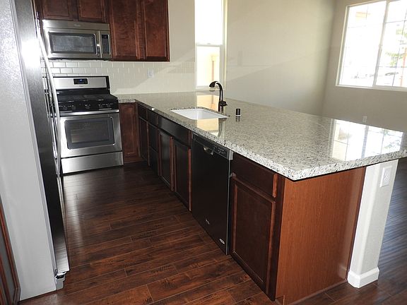 3rd image of 10844 Barden Dr