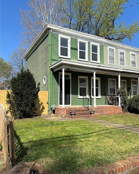 1st image of 3010 Woodcliff Ave