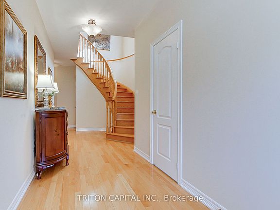 5th image of 96 Timber Valley Ave