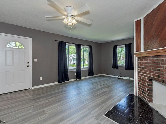 5th image of 6079 Tall Oaks Dr