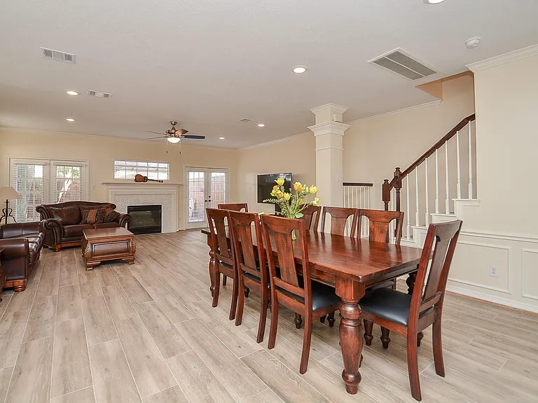 4916 Inker St — Photo 10