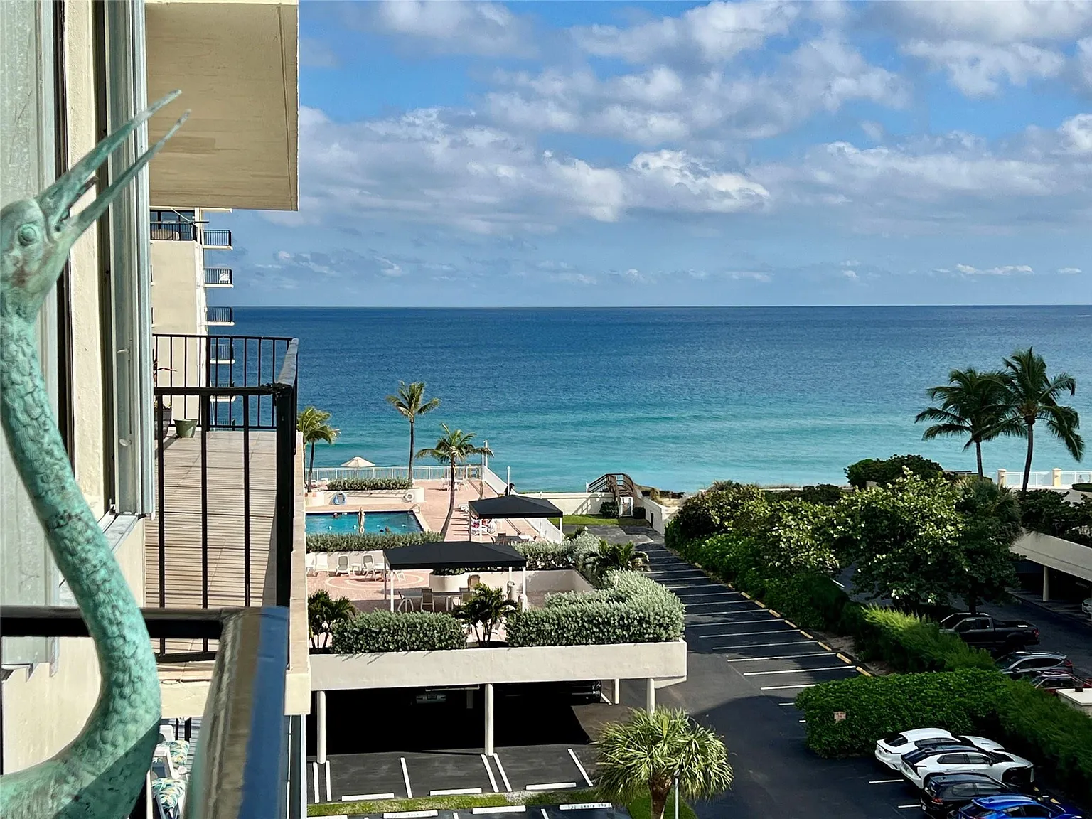 2 bed, 2.0 bath, 1416 sqft, $8,500 — Photo 1
