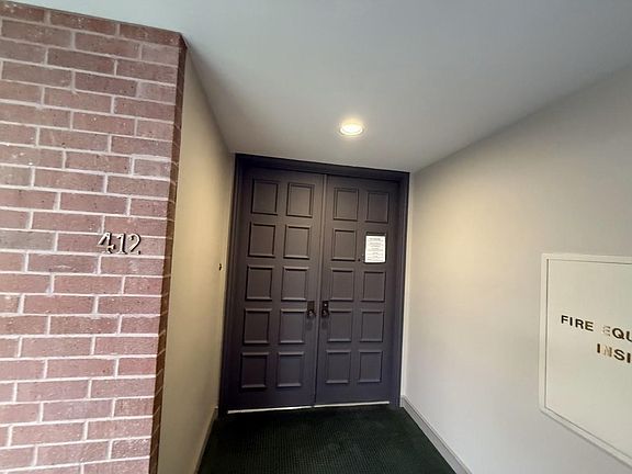 4th image of 9333 Memorial Dr APT 412