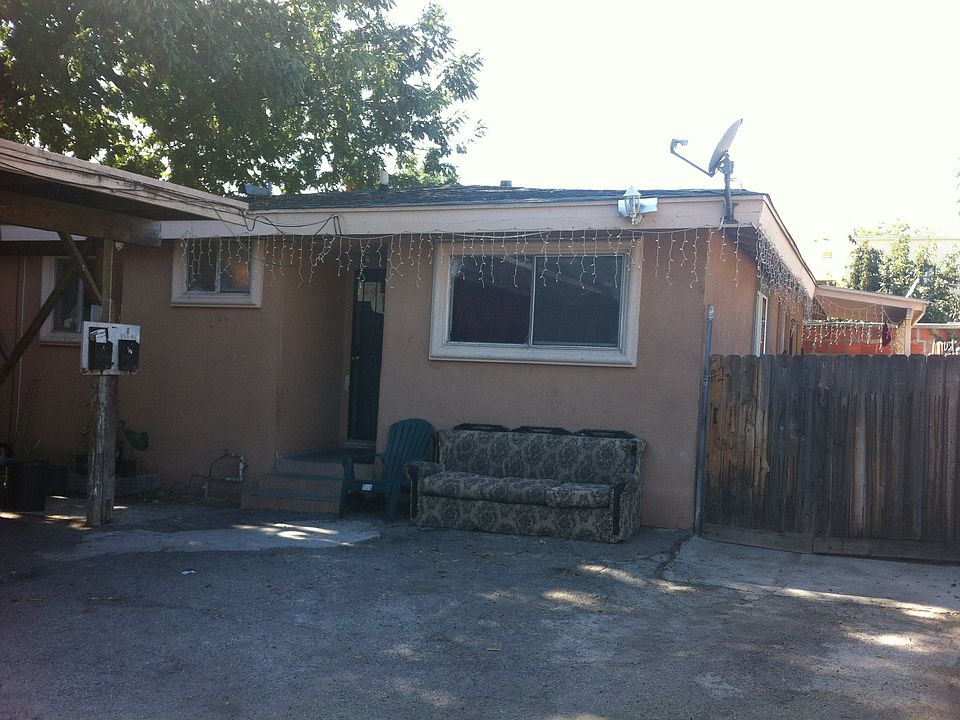 2nd image of 853 Worcester Ave