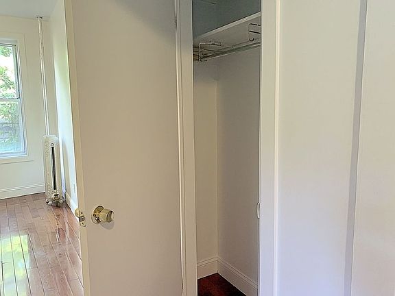 5th image of 595 W 207th St APT 21