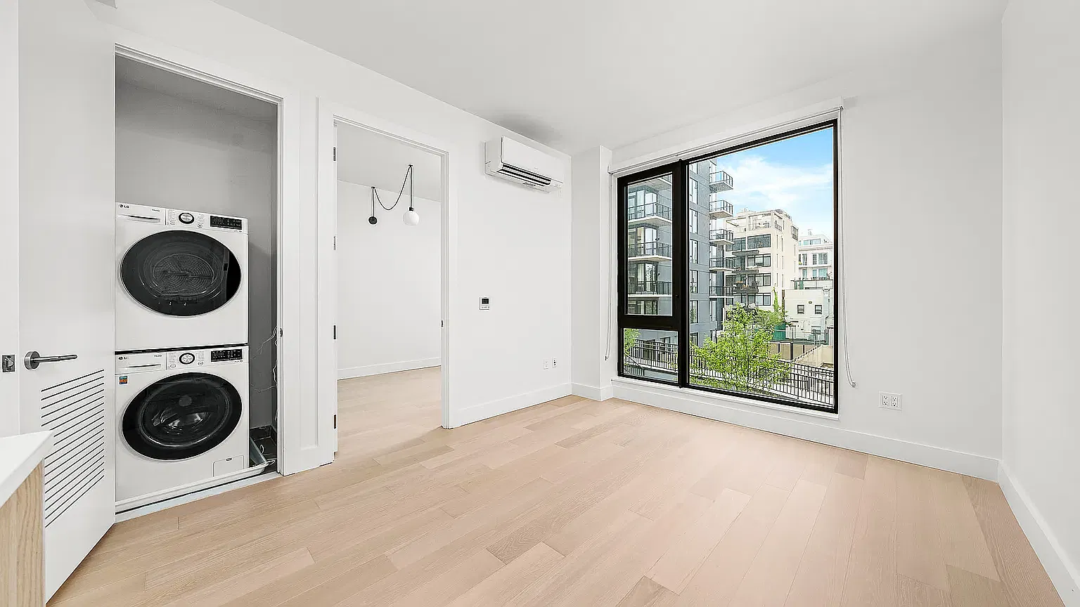 218 Front Street — Photo 3