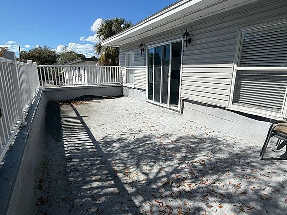 2nd image of 700 1st St N #9