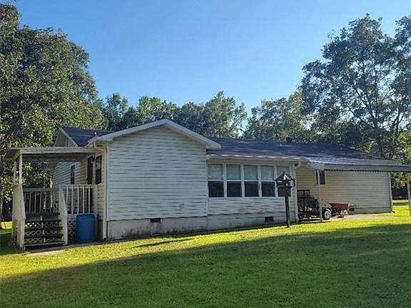 3rd image of 1955 Lee Road 242