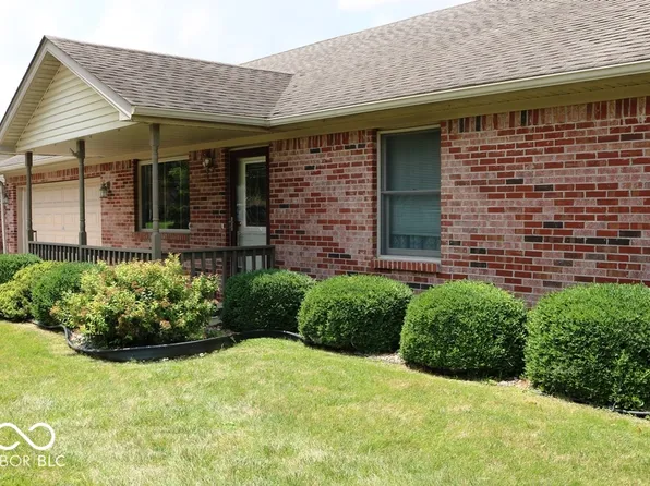 49 N Deer Cliff Dr, Crawfordsville, IN 47933