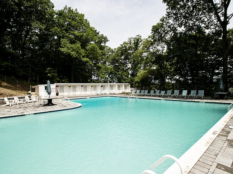 38 Troy Dr #C — Photo 11