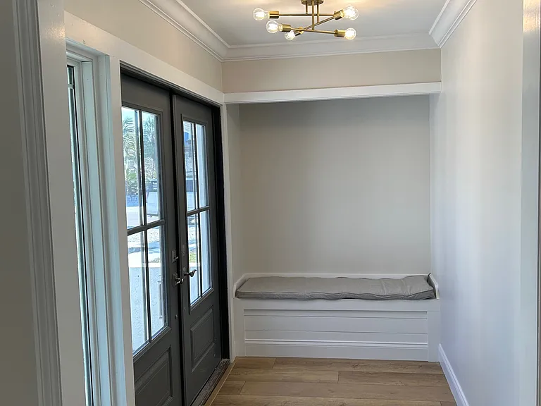 691 Russell St — Photo 23